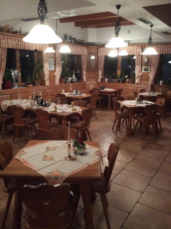 Hotel-Hauensteiner-Hof Екстериор снимка